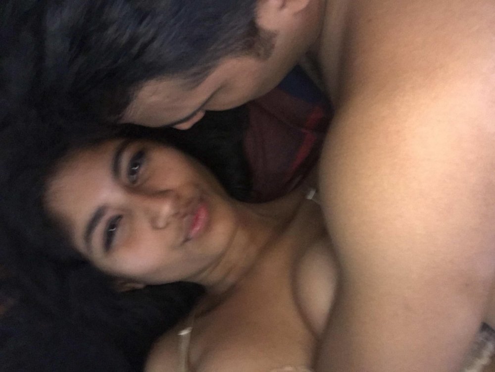 Horny Young Girl With her Boy Friend (19).jpg