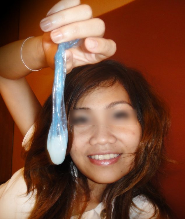 Thai Cute Girl  Sucking Dick  & Cum Filled Condom from Desi BF (22).jpg