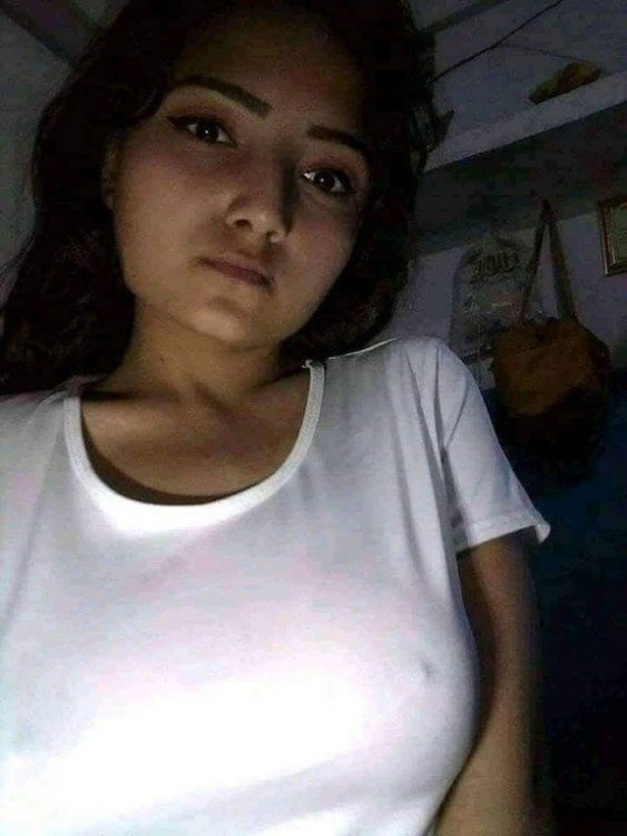 Nepali Girl Big Boobs and Perfect Ass (2).jpg