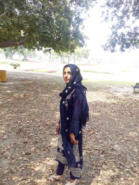 Horny Paki Girl Selfie Pics (28).jpg