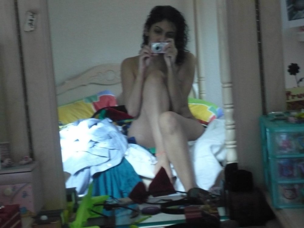 Hot Punjabi NRI Girl (16).jpg