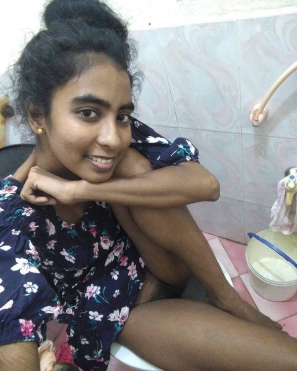 jayani_sheranthi_dewage-18032021-0001.jpg.7270fbcd06e37802849e58e0c795d7da.jpg