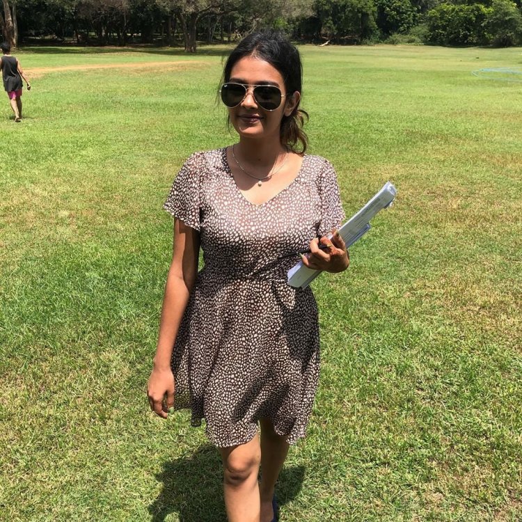 n5reAyZH.jpg