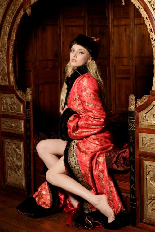 bm_tiana_clc_h004.jpg