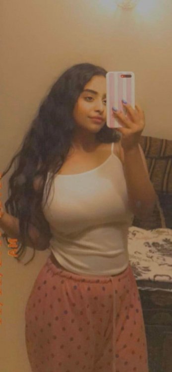 10_hottygirl.jpg