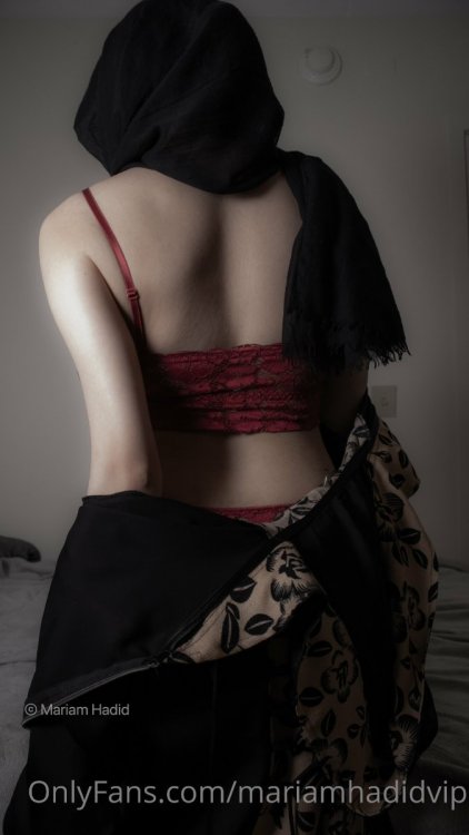 294285784_mariamhadidvip(25).thumb.jpg.bb201db9d79590e85a00191a816f7423.jpg
