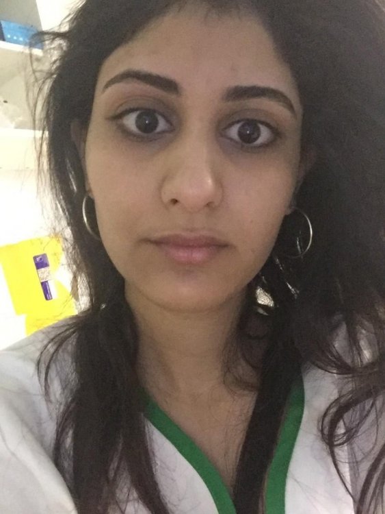 Busty NRI Girl Leaked Pic 14.jpg