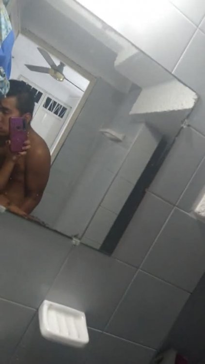 744002.jpg