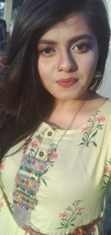 Desi Cute Babe Pic 07.jpg