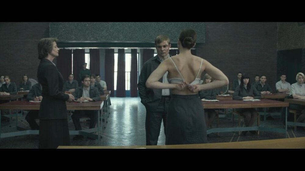 redditsave.com_jennifer_lawrence_hot_scenes_in_red_sparrow_2018-8q1tu9kag3b91_exported_186333.jpg