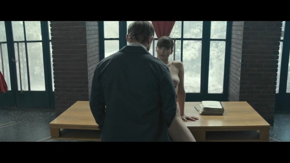 redditsave.com_jennifer_lawrence_hot_scenes_in_red_sparrow_2018-8q1tu9kag3b91_exported_238900.jpg