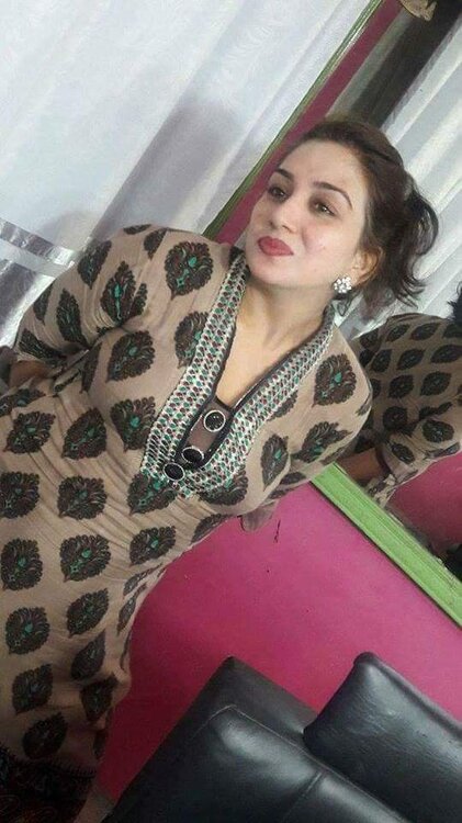 55_pakigrl.jpg