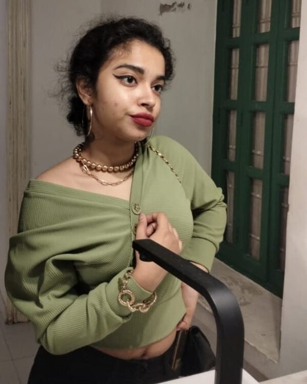 isha10.thumb.jpg.b175d3852fd5daac0bf46f413af886af.jpg