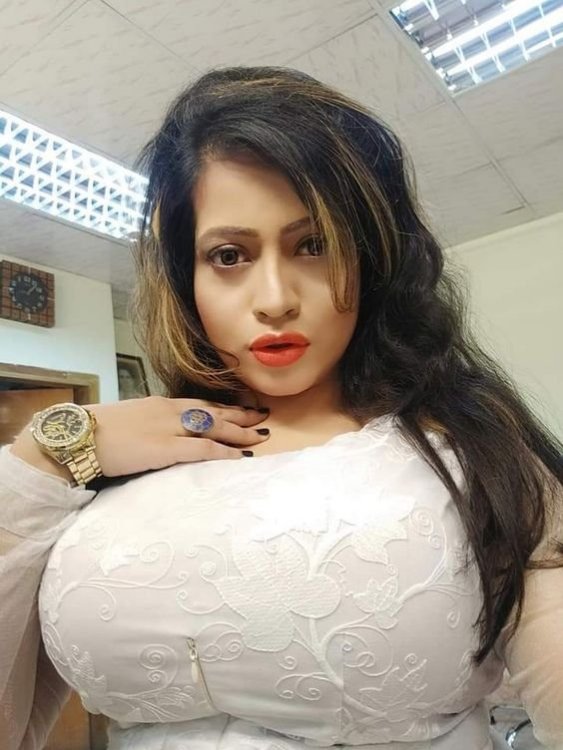 Bangla Huge Boob Heavy Ass Sanayee Mahbob Pic Collection (2).jpg