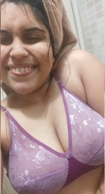 27_aunty.jpg